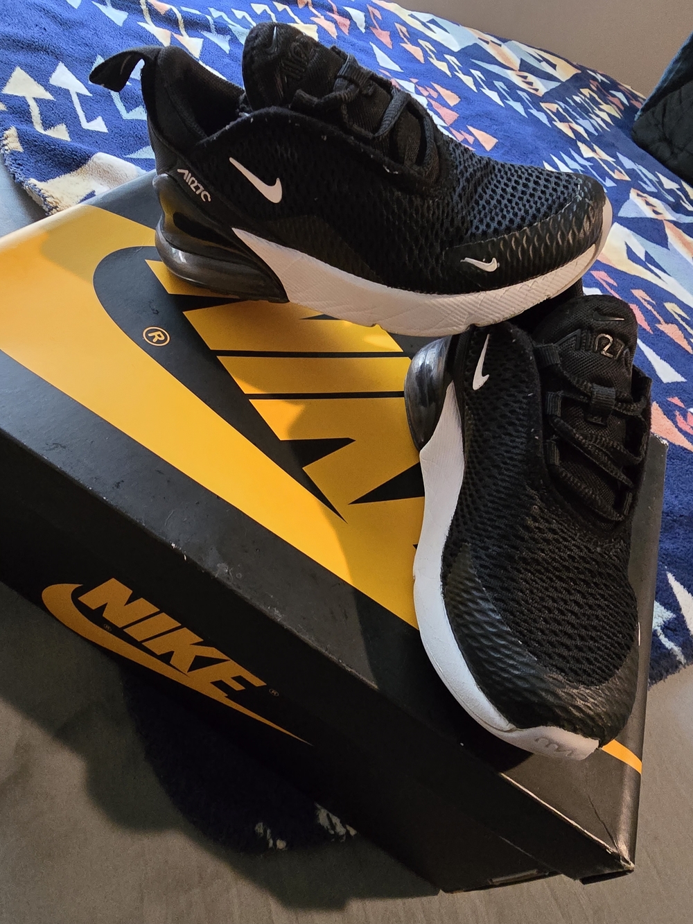 Nike Air Max 270 Low Black - AO2372-001 Size 11C